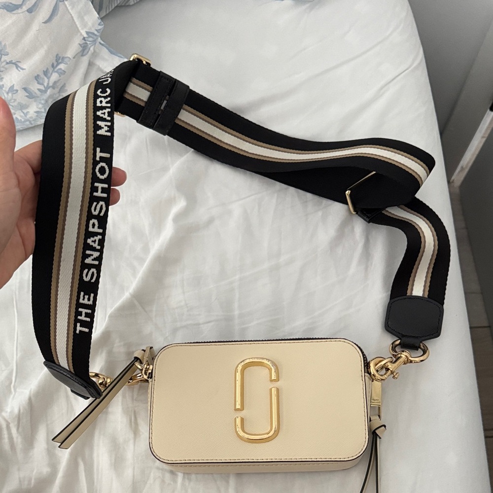 Marc Jacobs Cream Leather Crossbody with Branded Black Strap